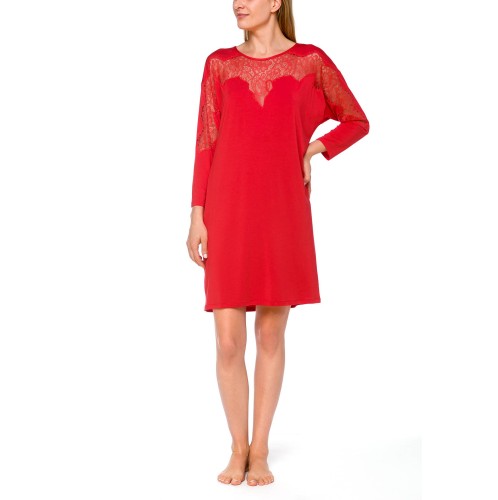 czerwona koszulka nocna jak tunika