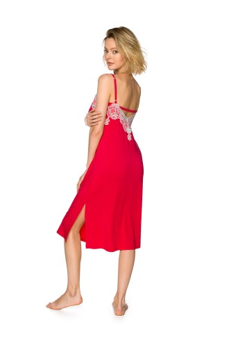 Czerwona koszulka nocna